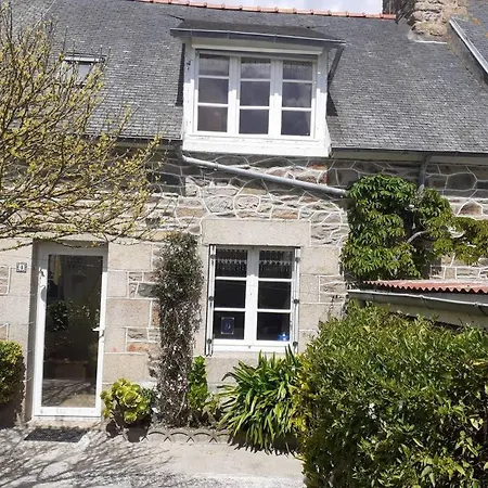 Chez Edouard Et Aline Classe 2 Etoiles Ploubazlanec Exterior photo